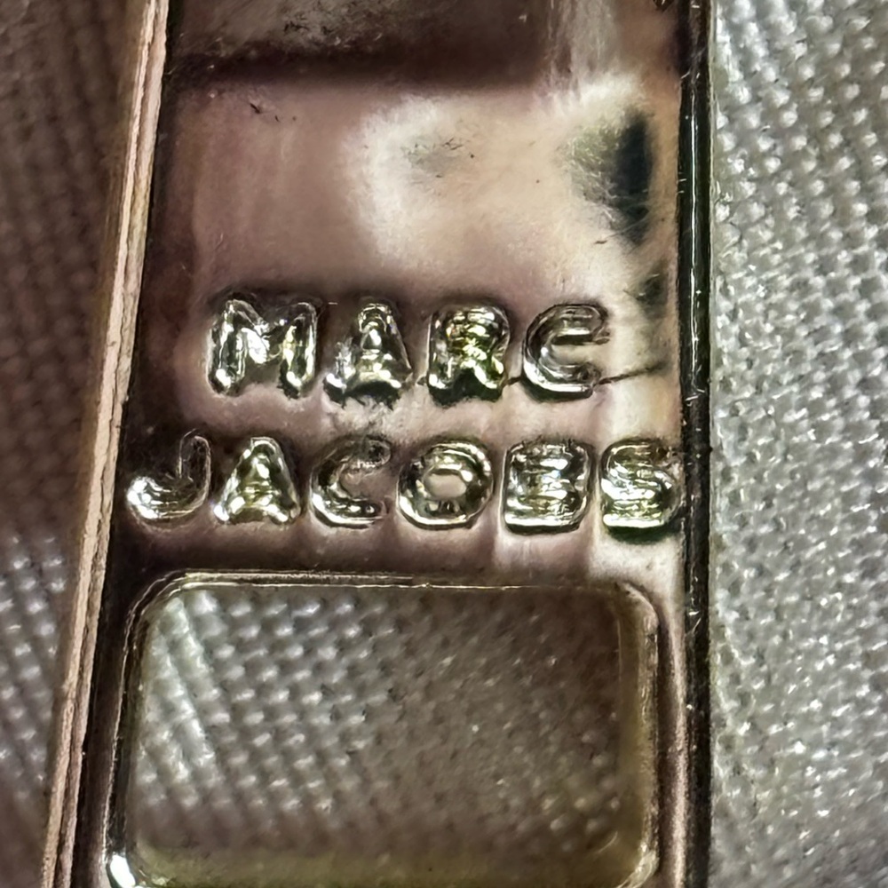 Marc Jacobs Pink Crossbody Bag with Gold Chain - Picture 7 of 10